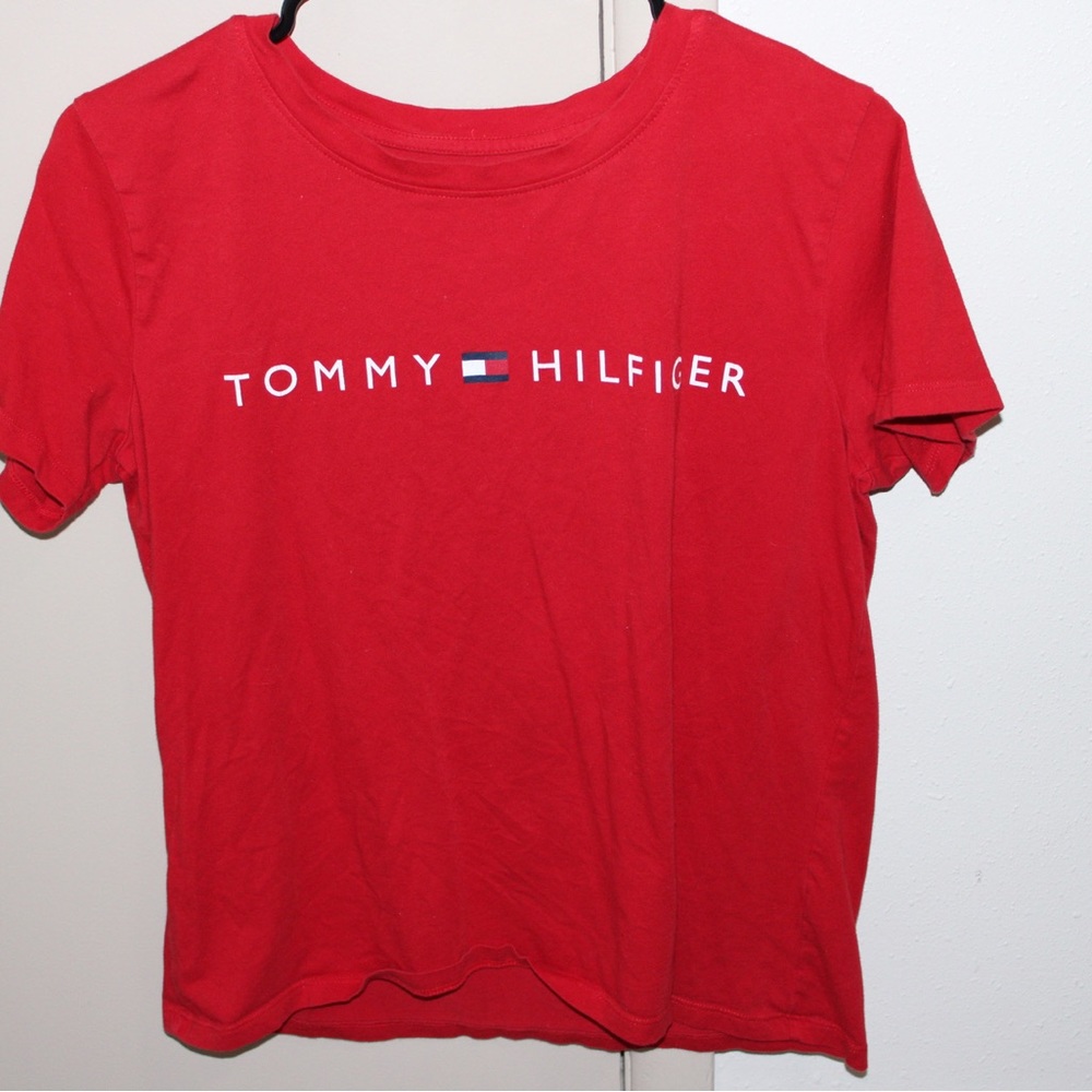 Red Tommy Hilfiger t-shirt